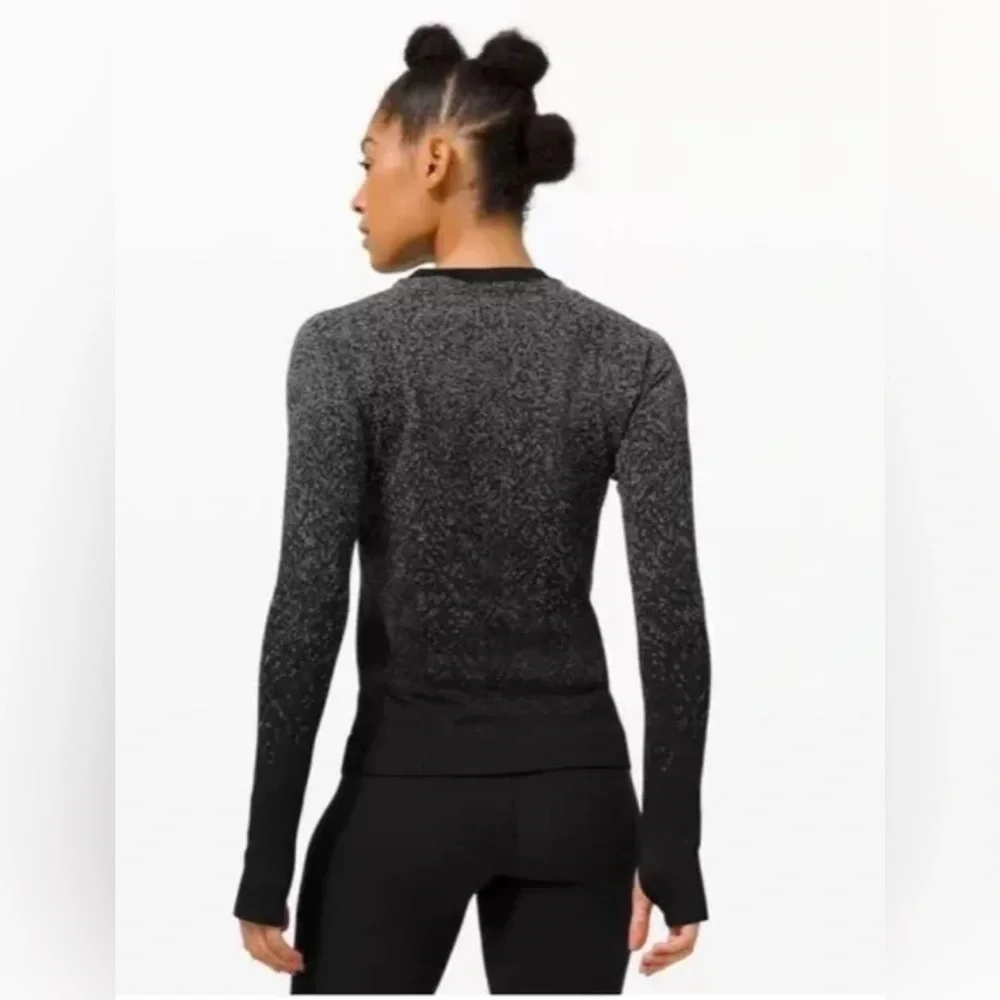Lululemon Rest Less Pullover in Fade Black & White